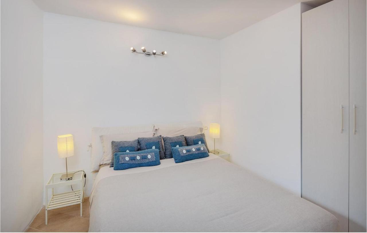 Beautiful Apartment In Pitelli -Sp- With Kitchen La Spezia Exterior photo
